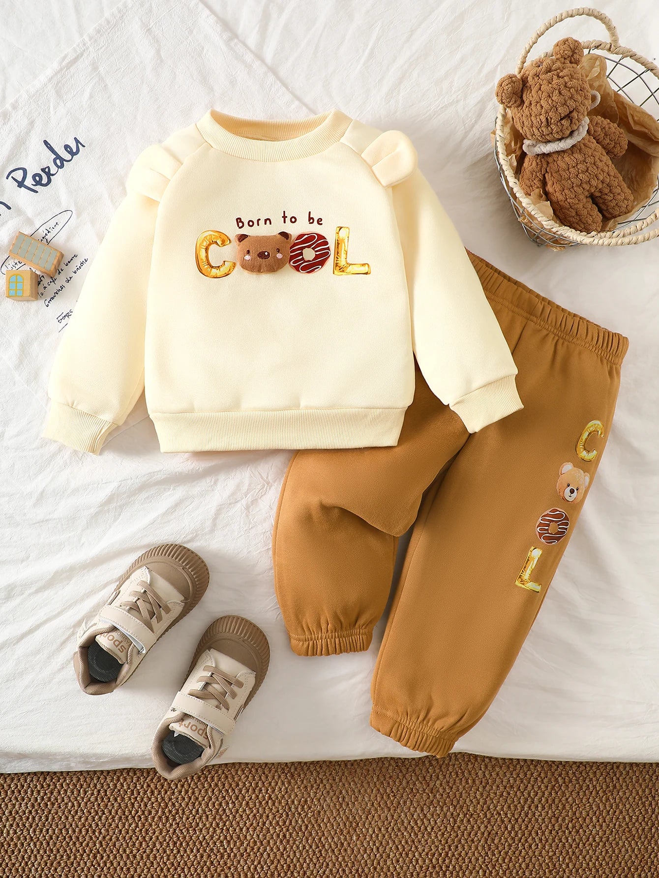 Winter Toddler Boys Clothes Sets Funny Bear Pattern Long Sleeve Thick Top And Printed Pants 2-Piece Set Children's Clothing