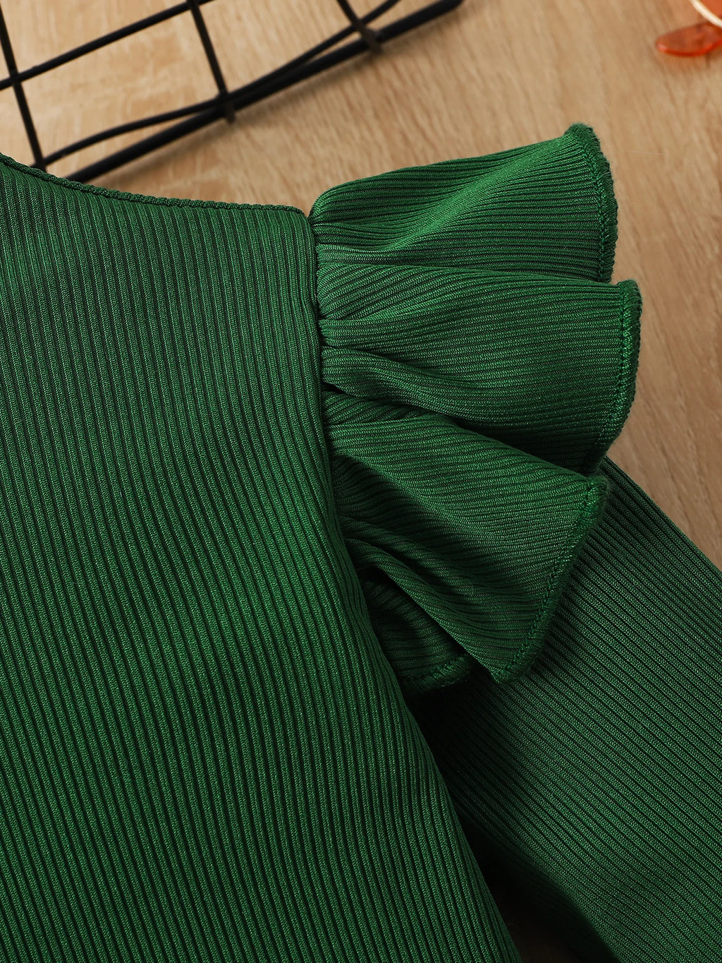 《Girls' Fashion Outfit | Dark Green Ruffled Knit Top + Distressed Jeans, Creating a Retro Trendy Look for Little Cuties》