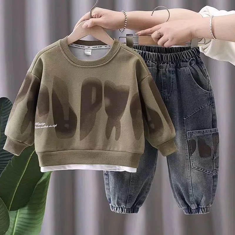 Kidsclick Boys’ Letter Print Sweatshirt & Pants Set – Spring/Autumn 2-Piece Casual Outfit (Ages 1-8 Years)