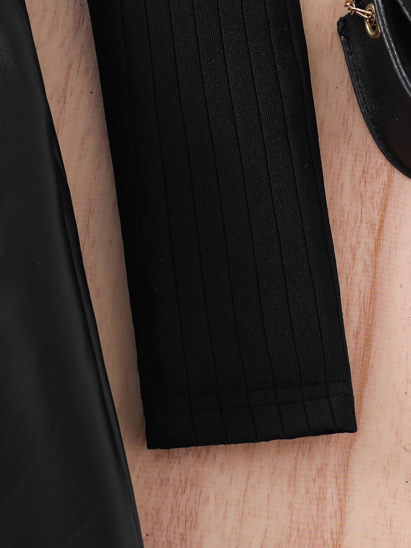 8-12Y Trendy Girls' Spring and Autumn Fashion Clothing Set: Girls' Solid Color Knitted Round Neck Flutter Sleeve Top + Pu Leather Pleated Skirt Set, Casual Daily Party Dress 2-Piece Set