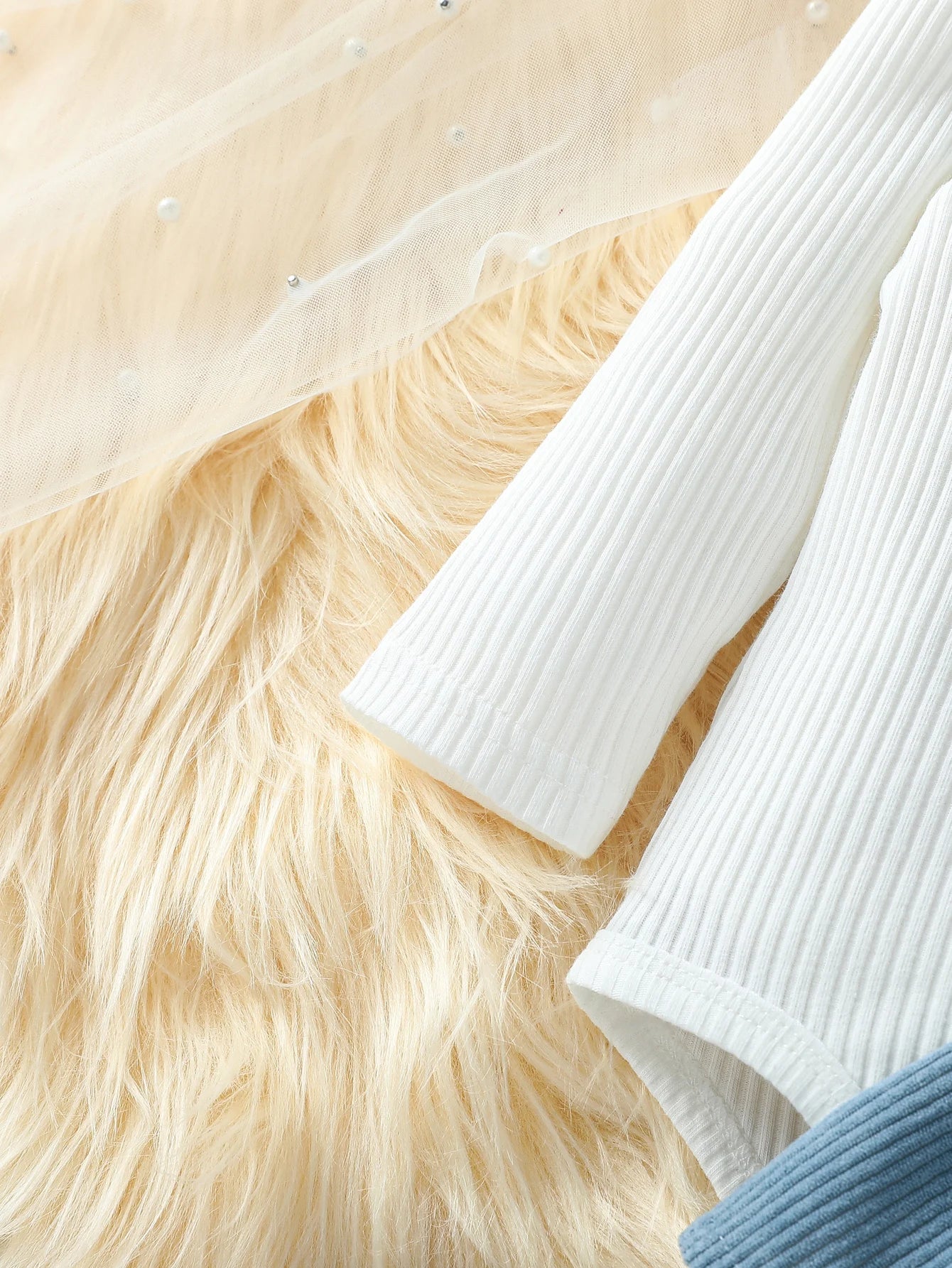 Baby Girls Autumn Outfit Long Sleeves Rompers and Crochet Flowers Suspender Skirt 3 Piece Cute Casual Clothes Set +Headband