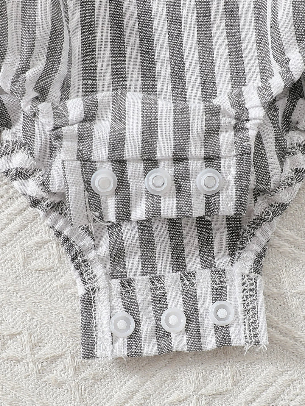 Infant Summer Thin Pack Diaper Coveralls Set for Baby Boys and Girls with Short Sleeve T-Shirt and Overalls Two-Piece Set