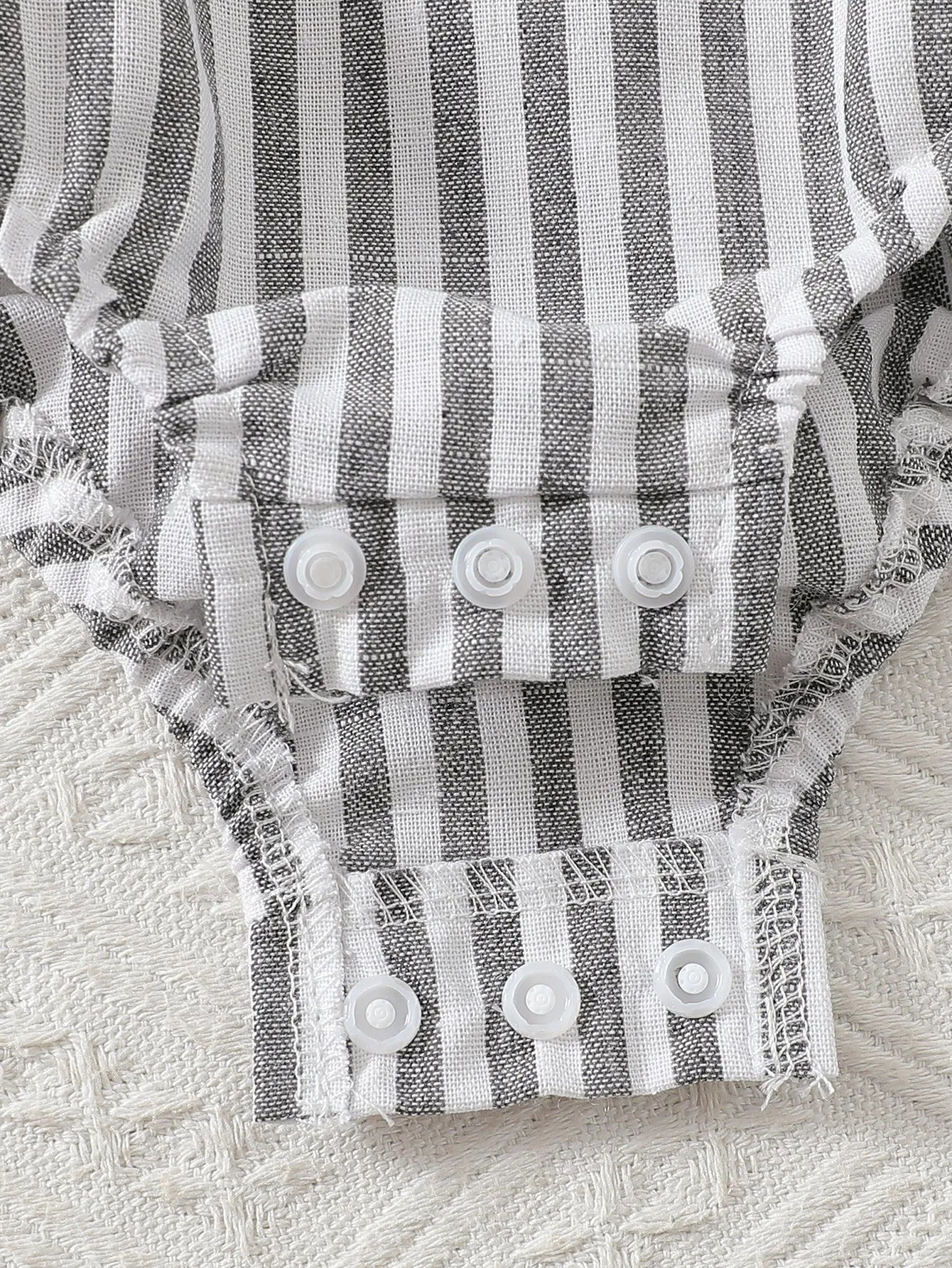 Infant Summer Thin Pack Diaper Coveralls Set for Baby Boys and Girls with Short Sleeve T-Shirt and Overalls Two-Piece Set