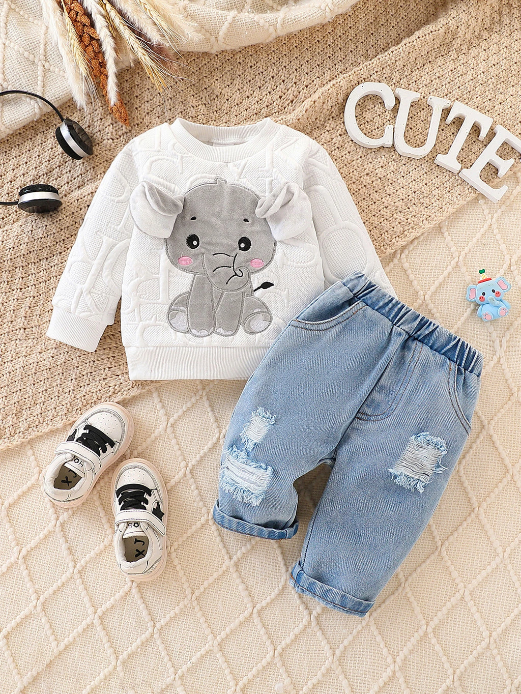 Unisex Baby Elephant Appliqué Quilted Sweatshirt & Distressed Denim Joggers 2-Piece Set